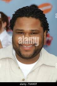 James Halsell's Instagram, Twitter & Facebook