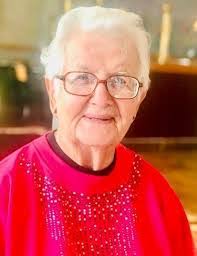 Mary Reese's Instagram, Twitter & Facebook