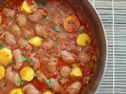 Rougail De Saucisses Et Fei Recette En 2020 Rougail Saucisse Rougail Alimentation