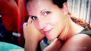 Amy Flora's Instagram, Twitter & Facebook