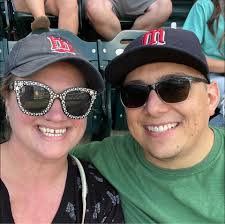 Any Minnesota/Minneapolis Vampire the Masquerade groups?