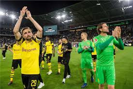 Isak is making a big impact. Bvb Beendet Die Saison Mit Schmeichelhaftem Remis
