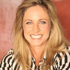 Lisa Stillman's Instagram, Twitter & Facebook