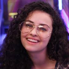 Layla Karam (laylashoplooks)