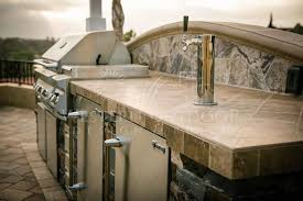 Stone Veneer Bbq Islands Outdoor Kitchens Gallery Western Outdoor Design And Build Serving S Outdoor Kitchen Countertops Outdoor Kitchen Design Diy Countertops
