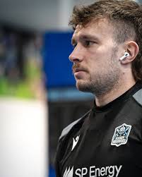 In the building 👀 #WhateverItTakes ⚔️🛡️