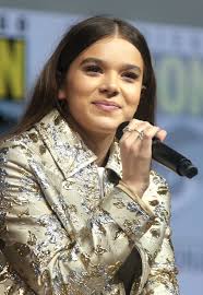 Find the celebrities who have their first name as emily. Hailee Steinfeld Wikipedia