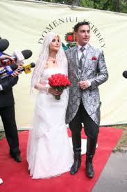 Au împreună două fetițe, carolina elena și ana raisa. Sondaj Ziare Com Care Este Mireasa Anului 2010
