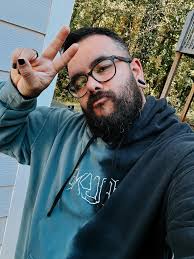 Looking for friends to attend jaripeos and dance nights in San Diego