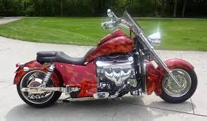 Boss hoss bikes are powered by a 383 stroker, small block v8 producing 430 hp and 400 ft lbs of torque. 2019 Boss Hoss Super Sport Specs Images And Pricing