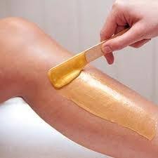 Voici Encore Un Produit De Beaute Que L On Nous Vend Souvent En Gros Pot Qui Dure Pendant Des Annees Et Do Epilation Maison Epilation Naturelle Cire Epilation