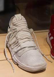 Siakam played college basketball for the new mexico state aggies and was named the western athletic conference player of the year in 2016. A Closer Look At The Raptors Championship Shoes