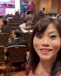 Thank you @seaa_singapore for recognising top agents in Singapore! What do  you think about my outfit matchy colours with the award 🩷💙🩷💙, #sgagents  #sgrealestate #sgrealtor #sgproperty #sgpropertyagent ...