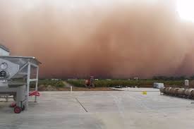 The 2009 australian dust storm, also known as the eastern australian dust storm, was a dust storm that swept across the australian states of new south wales and queensland from 22 to 24 september. Barossa Dust Storm March 17 2016 Abc News Australian Broadcasting Corporation
