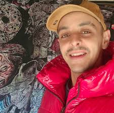 Who can do lawn care in Wamberal?