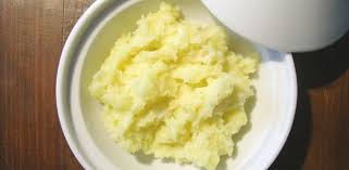 Ecrasee De Pommes De Terre Ail A L Huile D Olive En Images Le Sot L Y Laisse Puree Pomme De Terre Puree De Pomme Recettes Blender