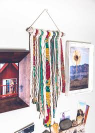 Bohemian macrame wall hanging diy pinterest ideas. Bohemian Wall Hanging With Indian Sari Kantha Strips And Cotton Rope Fringe Hanging From Natural Driftwood Wall Hanging Bohemian Wall Hanging Yarn Wall Hanging