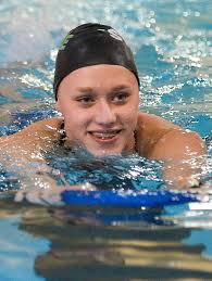 Journal Star-area swimming and diving sectionals