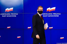 Poinformował, że w drugim tygodniu lutego będą powtórzone badania przesiewowe nauczycieli i po ich zakończeniu pojawią się kolejne rekomendacje resortu w sprawie szkół. S9irct0ycq Nzm