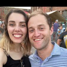 Omg I don't know but they look alike what if the boy is Eddie and Eddie  also mention that before he's hair was buzz 😭