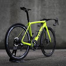 Two Words Bright Fast Turbomate S Brand New Trekbikes Emonda Slr Disc Is A Lean Mean Ultra Q In 2020 Road Bike Photography Trek Mountain Bike Road Bicycle Bikes