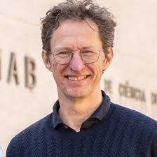 Benito Velez's Instagram, Twitter & Facebook