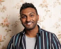 Nazeem hussain (21 nisan 1985 doğumlu) avustralyalı bir komedyen, aktör, televizyon ve radyo öncesi senter. Engage Nazeem Hussain To Speak At Your Next Event Keynote Entertainment