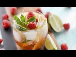 Videotuto Mocktail Le Cocktail Sans Alcool Framboise Passion Avec Une Touche De Menthe Alcool Cocktail Sans Alcool Facile Cocktail Sans Alcool Framboise