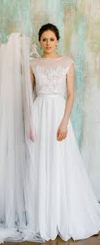 20 Fabulous Wedding Dresses You Can Buy On Etsy Belle The Magazine Etsy Wedding Dress Wedding Dresses Delicate Wedding Dress