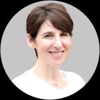 Leigh Waggoner's Instagram, Twitter & Facebook