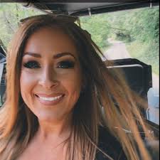 What are the pros and cons of using a food dehydrator?