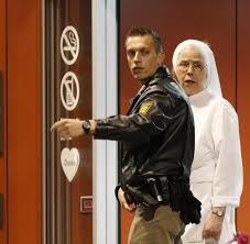 Vier tage nach dem amoklauf von lörrach hat die polizei die restlichen waffen der täterin gefunden. Amoklauf Lorrach Die Kinderliebe Mutter Die Ihren Sohn Erschlug Welt