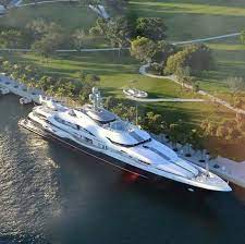 Pin By Brew Brands On Luxury Yachts Luxury Yachts Yacht Design Boat