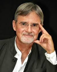 Robert Ames's Instagram, Twitter & Facebook