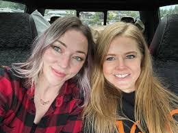 Jody Long's Instagram, Twitter & Facebook