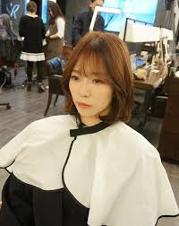 Korea Korean Girls Women Hot Trending Hairstyle Short Hair C Curl Perm See Through Bangs Kpop Idol Hairst Korean Short Hair Short Hair Styles Permed Hairstyles