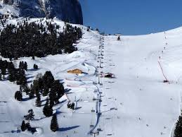 The average difference in altitude between. Skigebiet Groden Val Gardena Skifahren Groden Val Gardena