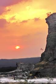 The Sunset From Brown Canyon Semarang Indonesia Informasi Dan Foto Berbagai Tempat Wisata Di Indonesia Indonesia Canyon Semarang