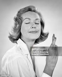 219 photos et images haute résolution de Desiree Roberts