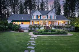 A farm house is a house on a. Farm Ranch Luxury Real Estate Farm Ranch Homes For Sale