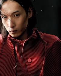 These Spring/Summer Trends Are in Full Bloom