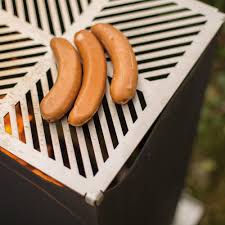 Servelat synonyms, servelat pronunciation, servelat translation, english dictionary definition of servelat. Rost Feuerkorb Grillstelle Zubehor Grillrost Feuer Und Pflanzsaulen Rost Saulen Gartenelemente Rost Corten Stahl Gartenartikel Drahtwaren Driller Gmbh