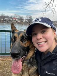 Hey all! I'm new to cochrane and am looking to make some friends! I'm a  girl in my early 20s and love almost everything outdoors! Wednesdays are  slow days for me so