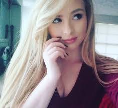 Miranda Smoot's Instagram, Twitter & Facebook