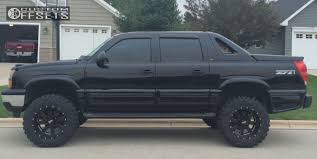 2005 chevrolet avalanche moto metal mo962 rough country suspension lift 6 custom offsets 2005 chevrolet avalanche moto metal
