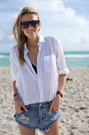 Camisa Branca Para Fim De Ano 5 Maneiras De Usar Camisa Na Praia Steal The Look Ideias Fashion Moda Jeans Feminina Looks