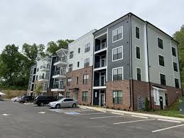 Apartment rent in west knoxville has increased by 10.3% in the past year. Developers Open New Affordable Housing Apartment Complex In West Knoxville Wbir Com