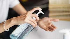 A total of 75 hand sanitizing products have now tested positive for methanol contamination, with some already recalled. The Fda S List Of Dangerous Hand Sanitizers Has Now Grown To More Than 100 Cnn