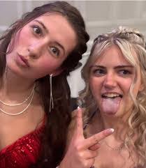 Alex Payton's Instagram, Twitter & Facebook