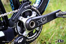 Hier geht es um den steuersatz. Giant Glory 0 2013 Kurbel Kettenfuhrung Foto Downhill Rangers